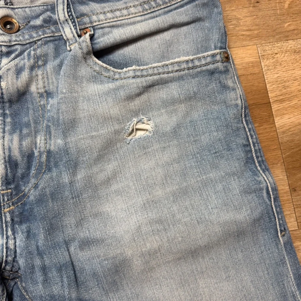 Diesel Thommer Jeans Mens 30x32 Blue Light‎ Wash Distressed Slim Skinny 084DD